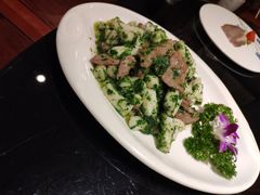 荠菜牛柳年糕-梁溪河畔·吉府花园(南长街南下塘店)