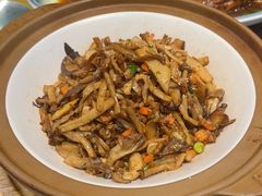 -那家老院子东北菜·饺子·小鸡炖蘑菇(艳华街店)