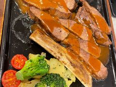 -必胜客(东大桥店)