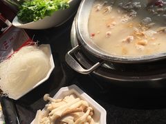 -老来福·非遗酸汤兔(凯旋路店)