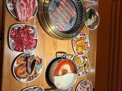 -汉江山料理级自助烤肉(荆州万达店)