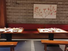 -湘西小馆(滨河路店)