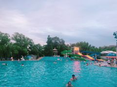-青年湖公园水上世界