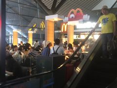 -麦当劳(吴圩机场店)