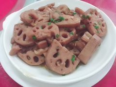 -何乡别院·中式农庄(姑婆山大道店)