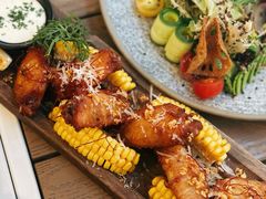 -Mark&Mars Restaurant