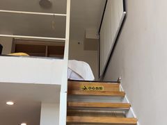 -乐嗨公寓(苏州火车站店)