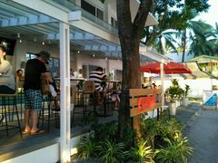 -Cha Cha's Beach Cafe