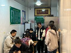 -吕奎小吃老兵臭豆腐