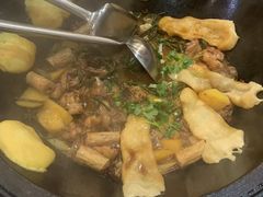 招牌铁锅炖-老东北大铁锅·烧烤·东北菜