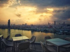 -阿瓦尼河滨曼谷酒店