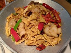 -荷塘秋月·本帮江浙菜(国权路店)