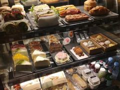 -星巴克臻选(华堂·新辰汇店)