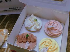 -花花卷卷·鲜食蛋糕(静安久光百货店)