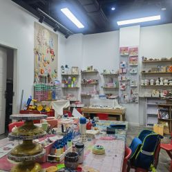 -泥娃娃DIY陶吧(易生活购物公园店)