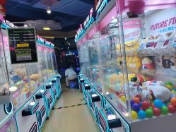 -开心哈乐儿童主题乐园(孙河易事达店)