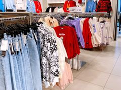 -H&M(鹏欣水游城店)