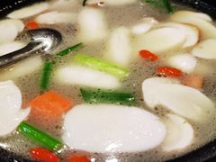 姬松茸炖鸡-妈妈的味道·腾冲特色菜(和顺古镇店)