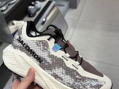 -SALOMON萨洛蒙(长沙国金街店)