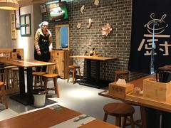 大堂-罗罐中米粉(人信汇店)
