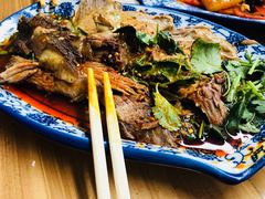 酱香牛肉-清真馬峰小炒泡饃