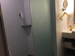 -全季酒店(郑州建设路碧沙岗地铁站店)