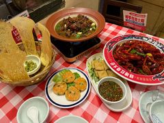 -阿财老铺·老蚌埠龙虾城(华夏总店)