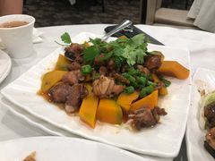 -半岛海鲜酒家