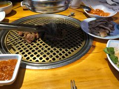 -唯成•韩国炭火烤肉 유성고기