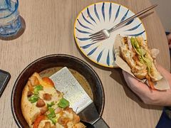 -必胜客(上海华谊新所店)