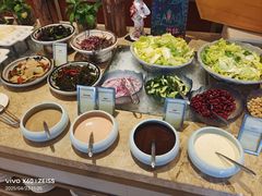 -大中华希尔顿酒店-念自助餐·嗨啤·小龙虾