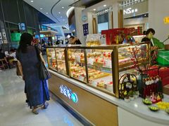 面包甜点陈列柜-清真全盛斋传统糕点(高新中大店)