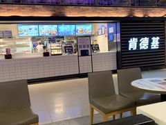 -肯德基(南京站A2检票口楼上)