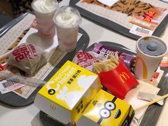 -麦当劳(世界城广场店)