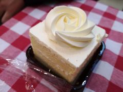 -红宝石·鲜奶小方·海派西点房(联洋店)