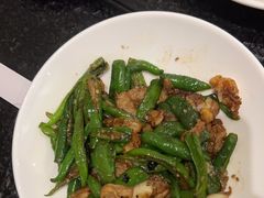 -鱼鲜饭香·招牌汽锅剁椒鱼头王