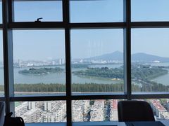-湖景知味西餐厅•自助餐• 轻食(南京金茂威斯汀大酒店)