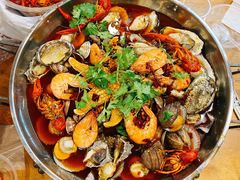 -老东镇啤酒屋海鲜加工·蒸汽海鲜·海鲜烧烤(台东店)