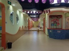 -蓝旗亲子游泳(范湖万达广场店)