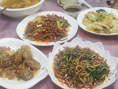 -洪霞餐馆