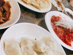 -周家大连水饺(美专校街店)