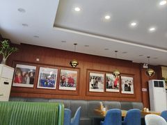 -高玛纳驴肉火烧(一世界店)