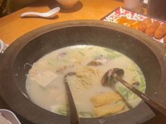 -咕嘟草帽鱼·牛奶一样的鲜鱼汤(天鹅湖万达广场店)