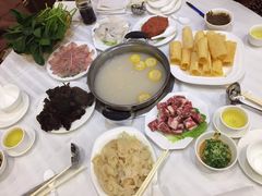 -港澳德兴火锅海鲜酒家(殷皇子店)