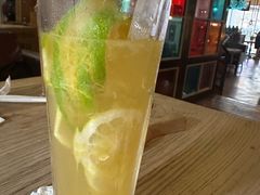 -枫叶林咖啡(华商店)