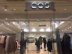 -COS(月星环球港店)