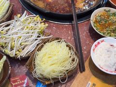 -赵美丽·重庆社区火锅·直营店(火车东站·中豪国际店)