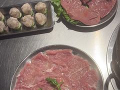 -鹿鸣山草本茶香火锅(园西路店)