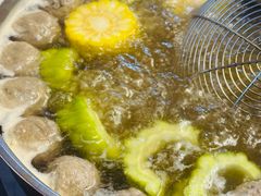 -官塘陈记鱼生·潮汕砂锅粥·牛肉火锅(潮枫路总店)