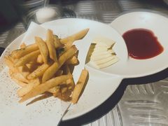 芝士薯条-穹六人间 people 6(岳阳路店)